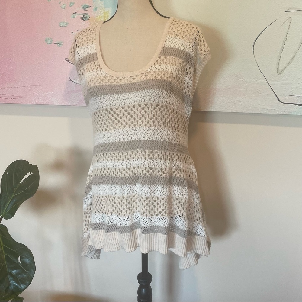 Free People Beige Ivory Striped Short Sleeved Knit Crochet Tunic Sz S Cotton.
